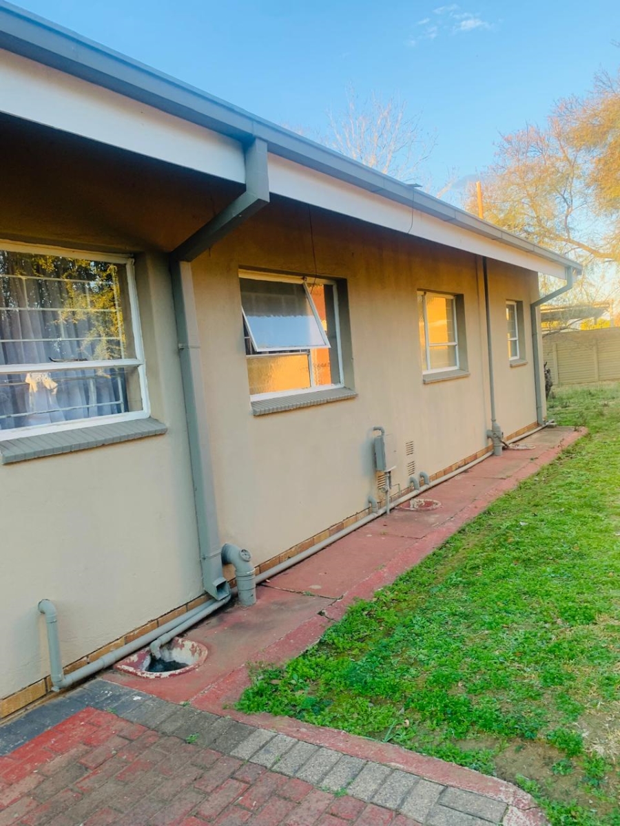 3 Bedroom Property for Sale in Deneysville Free State